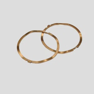 Yosin precision stamping copper wave washer and retention ring for electronic assemblies